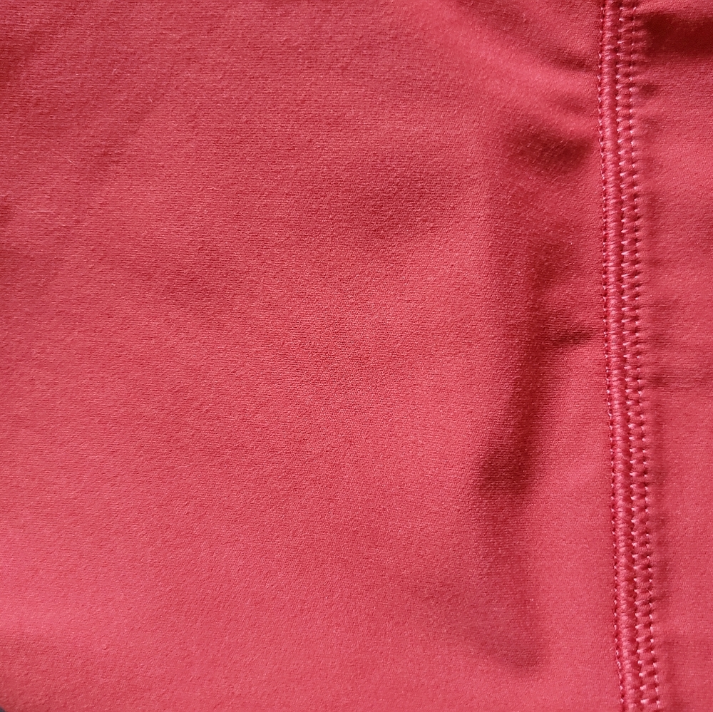 Red Strappy back long line sports bra - Picture 13 of 14